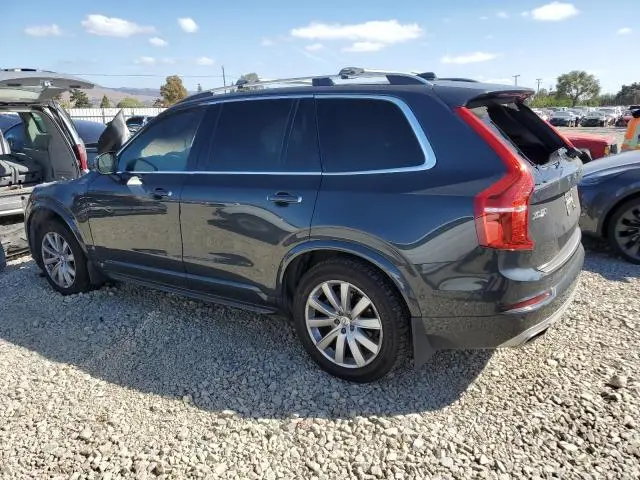 2017 VOLVO XC90 T6