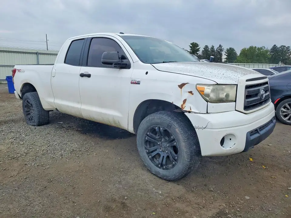 2010 TOYOTA TUNDRA DOUBLE CAB SR5  