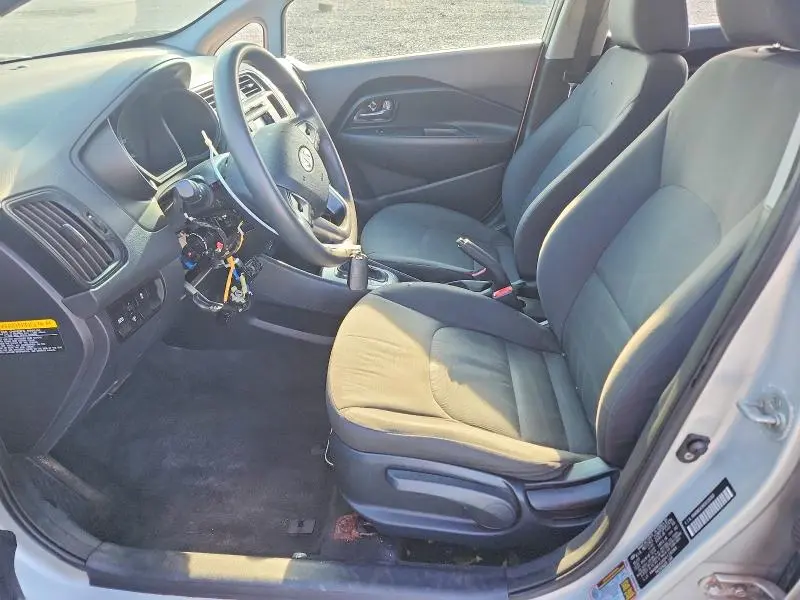 2013 KIA RIO LX  