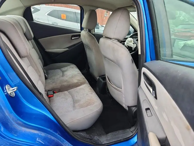 2019 TOYOTA YARIS L  