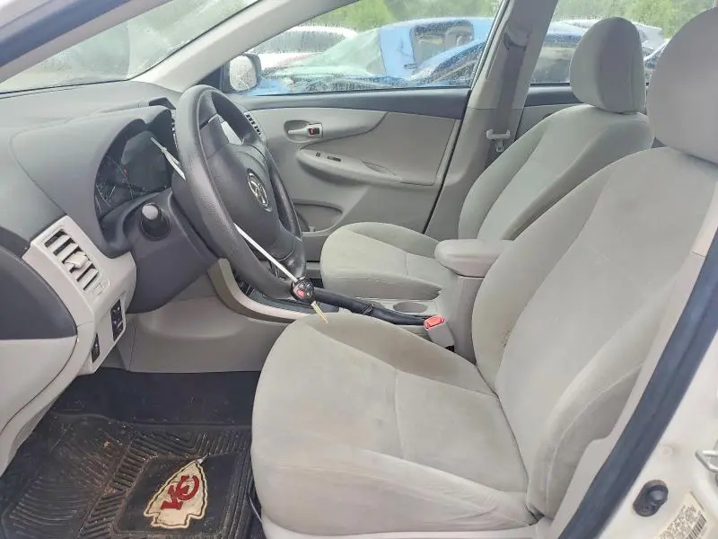 2013 TOYOTA COROLLA L  