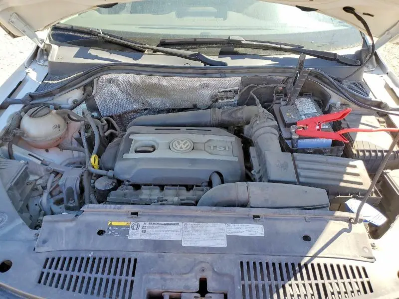 2017 VOLKSWAGEN TIGUAN SPORT  