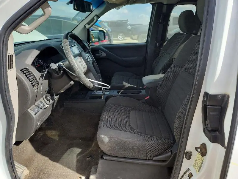 2014 NISSAN FRONTIER SV V6  