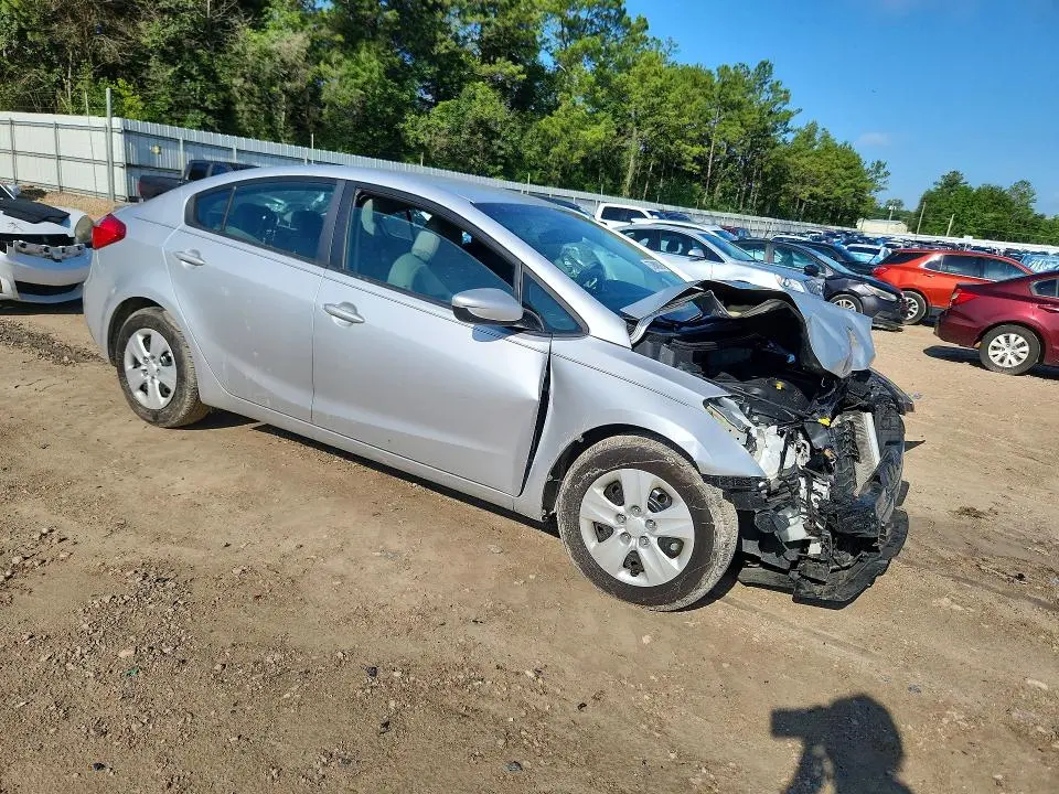 2015 KIA FORTE LX  