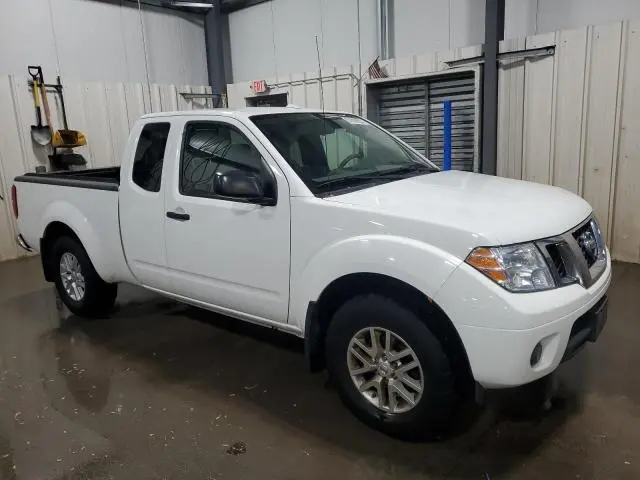 2017 NISSAN FRONTIER SV  
