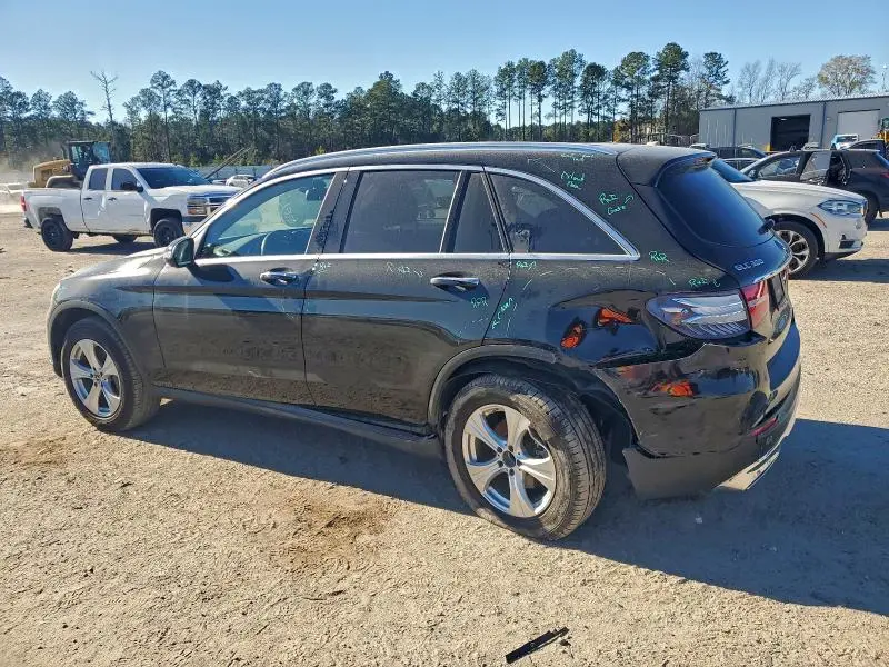 2018 MERCEDES-BENZ GLC 300  