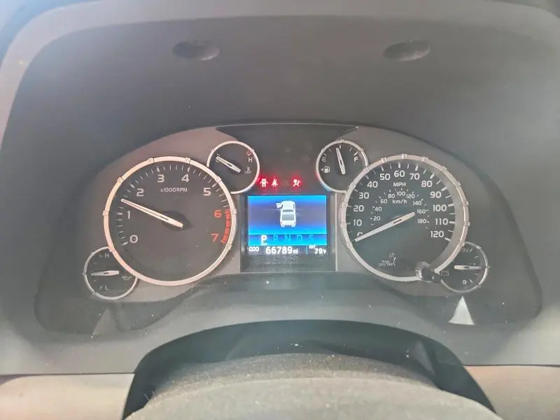 2017 TOYOTA TUNDRA SR5  