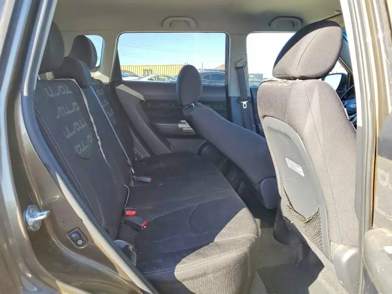 2012 KIA SOUL +  