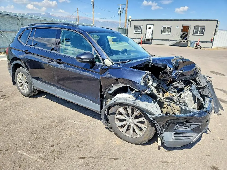 2018 VOLKSWAGEN TIGUAN S  