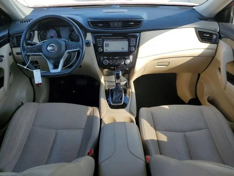 2017 NISSAN ROGUE SL  