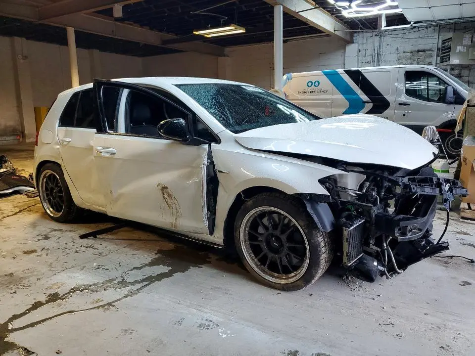 2019 VOLKSWAGEN GOLF R   