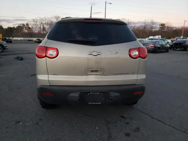 2011 CHEVROLET TRAVERSE LT  