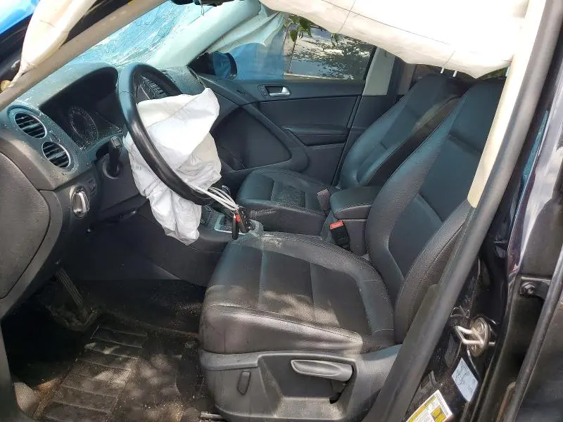 2017 VOLKSWAGEN TIGUAN S  