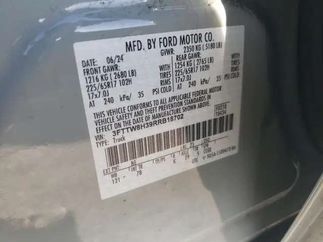 2024 FORD MAVERICK XLT  