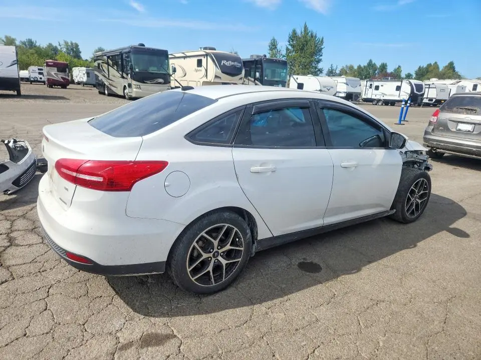 2018 FORD FOCUS SE  