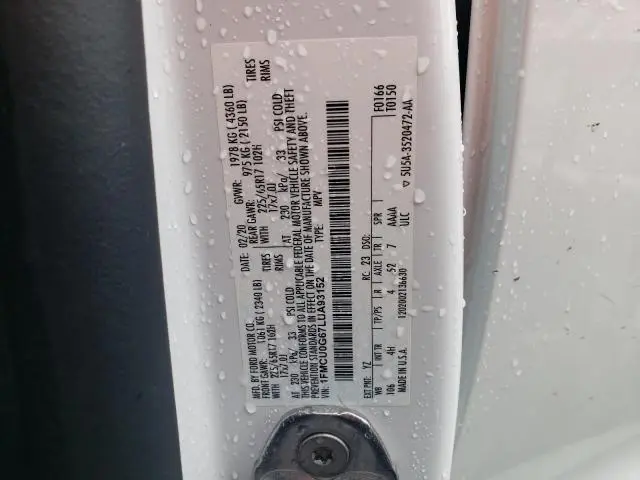 2020 FORD ESCAPE SE  