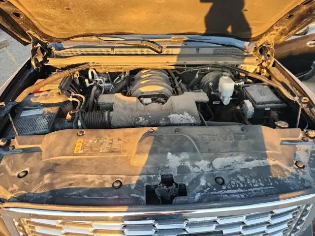 2019 GMC YUKON XL DENALI  