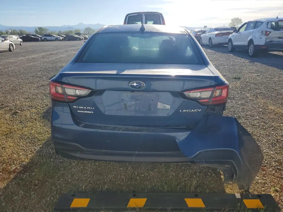 2022 SUBARU LEGACY LIMITED  