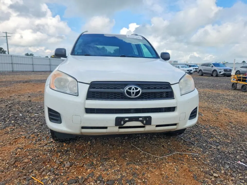 2012 TOYOTA RAV4 BASE  