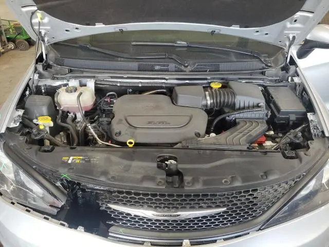 2023 CHRYSLER VOYAGER LX  