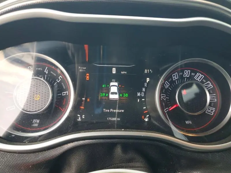2015 DODGE CHALLENGER SXT PLUS  