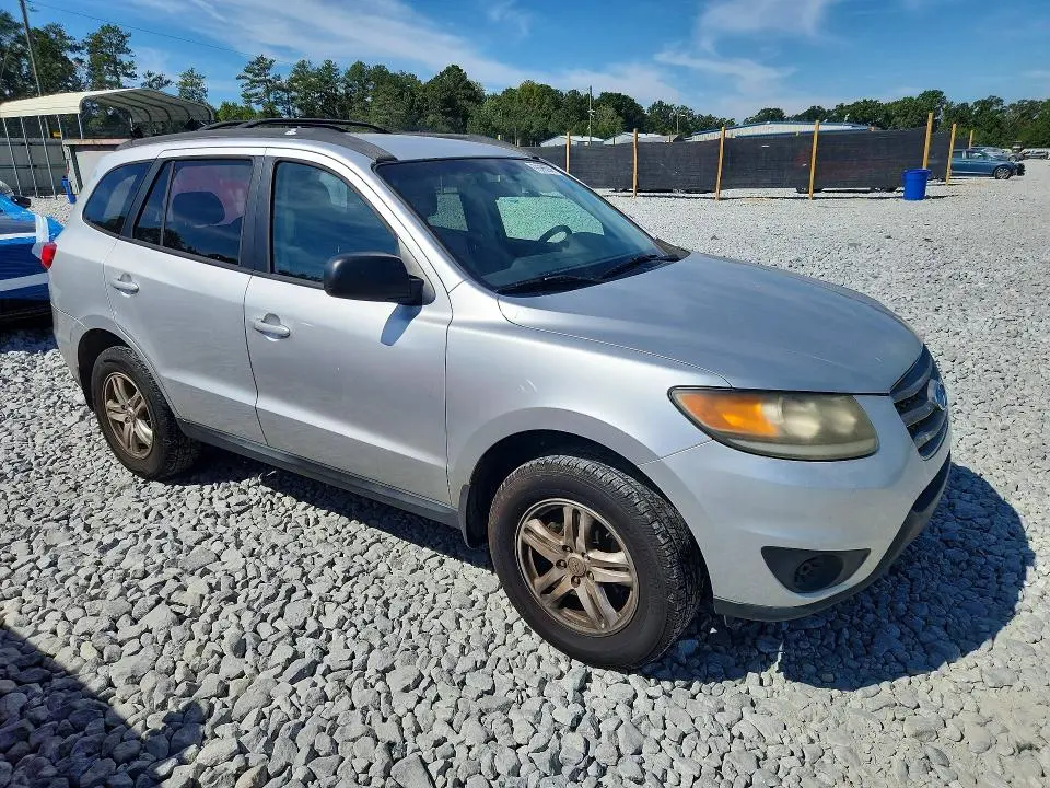 2012 HYUNDAI SANTA FE GLS  