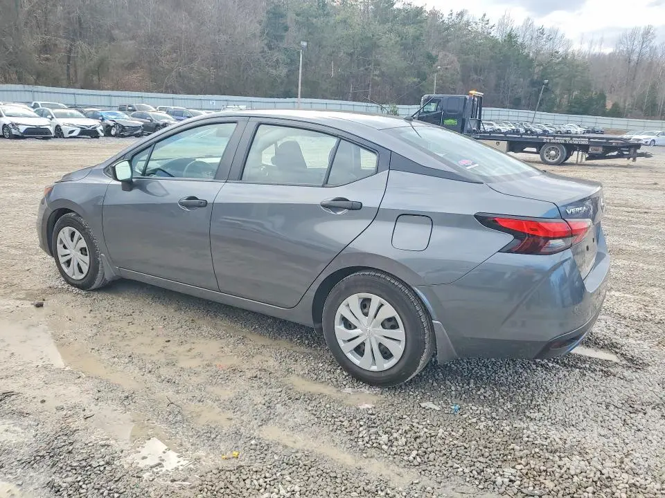 2021 NISSAN VERSA S  