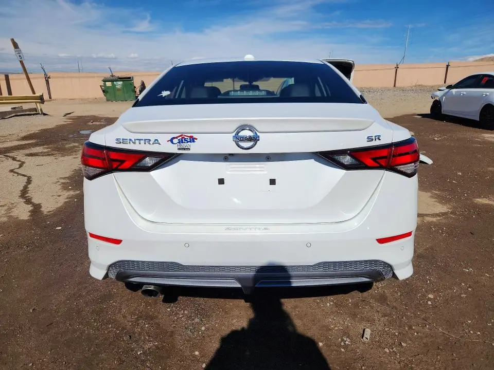 2023 NISSAN SENTRA SR  