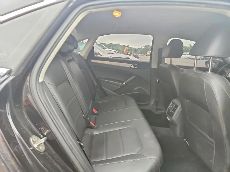 2021 VOLKSWAGEN PASSAT SE  