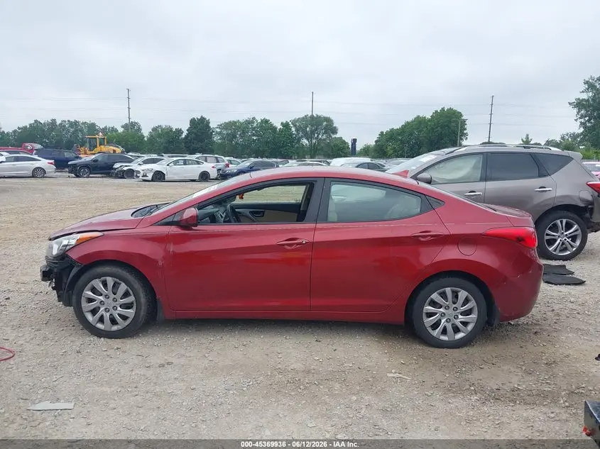 2013 HYUNDAI ELANTRA GLS