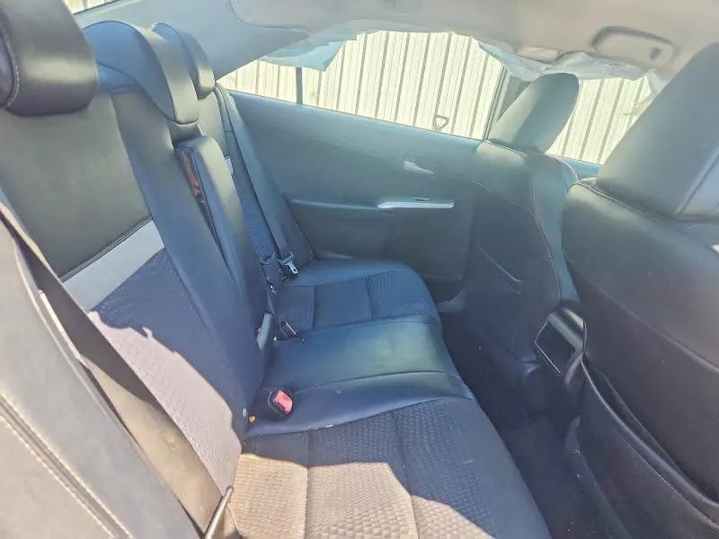 2013 TOYOTA CAMRY SE  