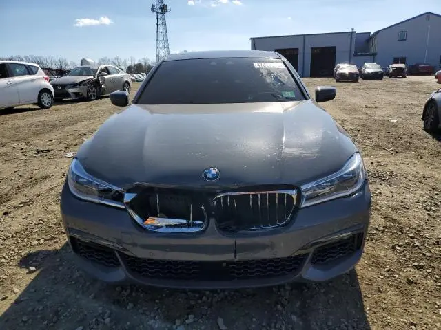 2018 BMW 750 XI  