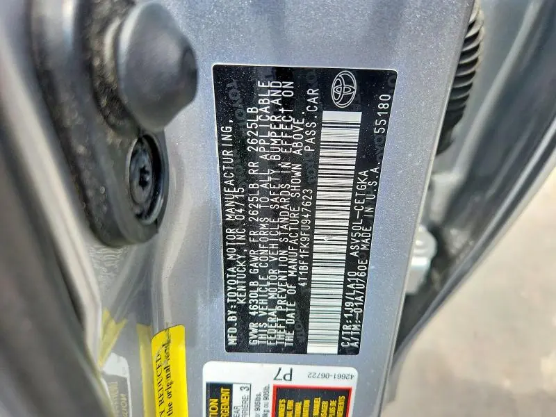 2015 TOYOTA CAMRY XLE  