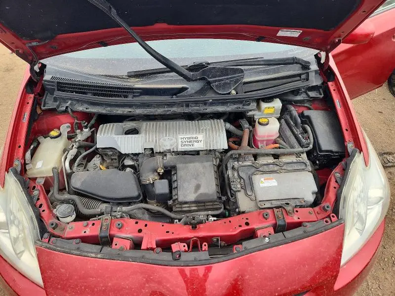 2010 TOYOTA PRIUS III  