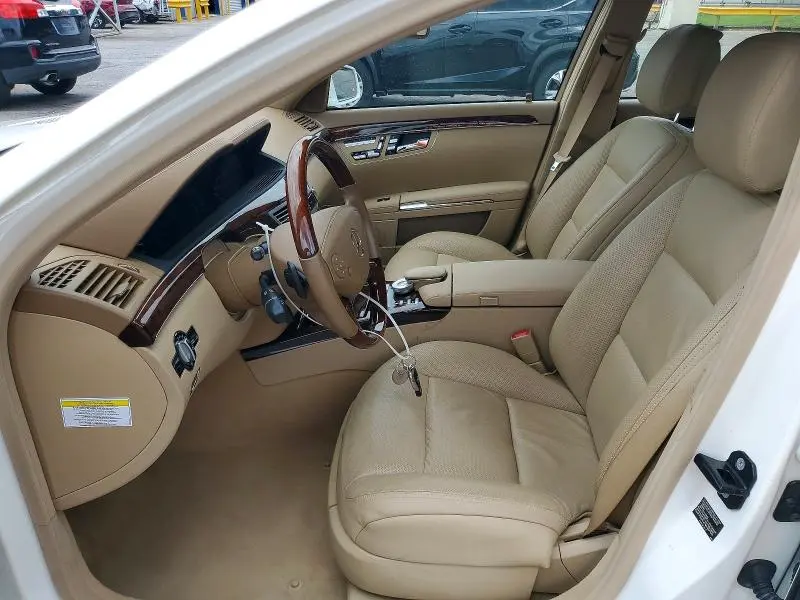 2010 MERCEDES-BENZ S 550  