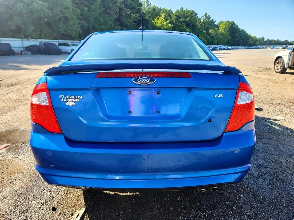 2011 FORD FUSION SE  