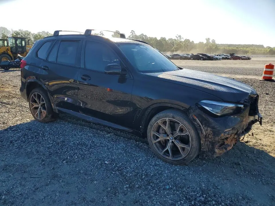 2020 BMW X5   