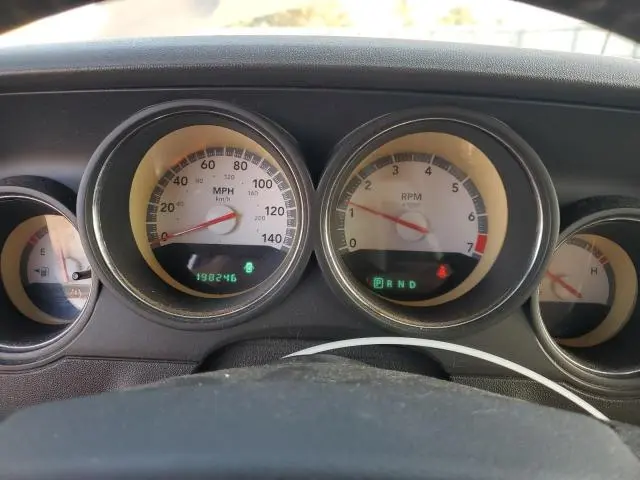 2010 DODGE CHALLENGER SE  