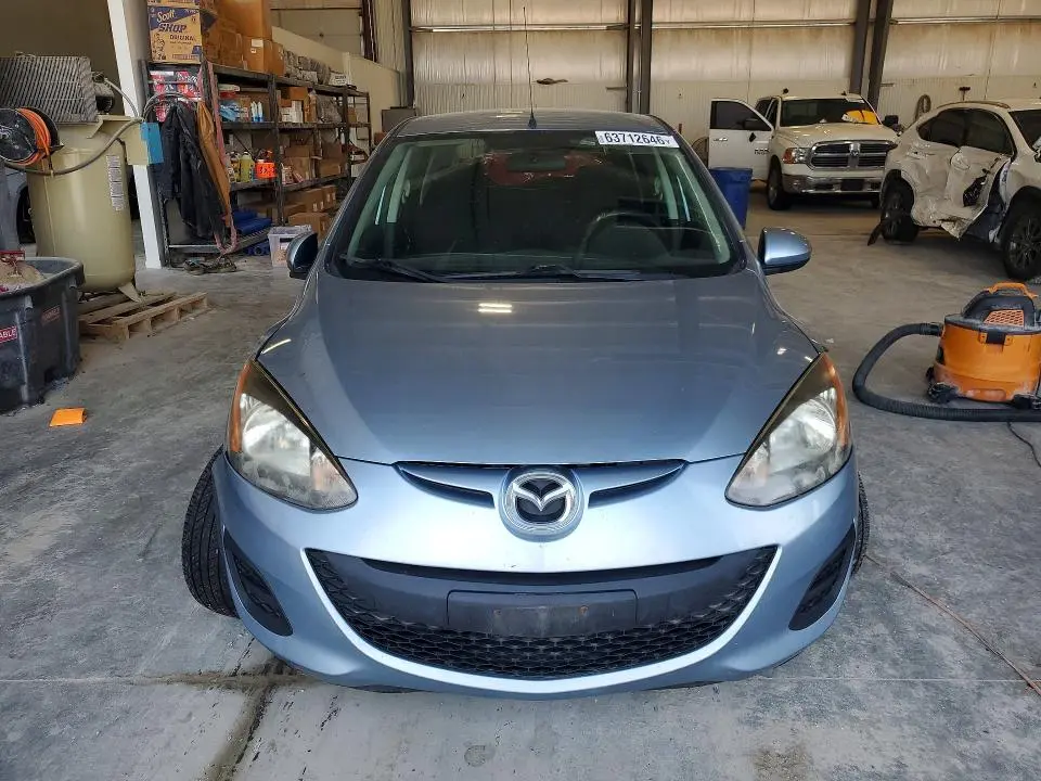 2013 MAZDA MAZDA2   
