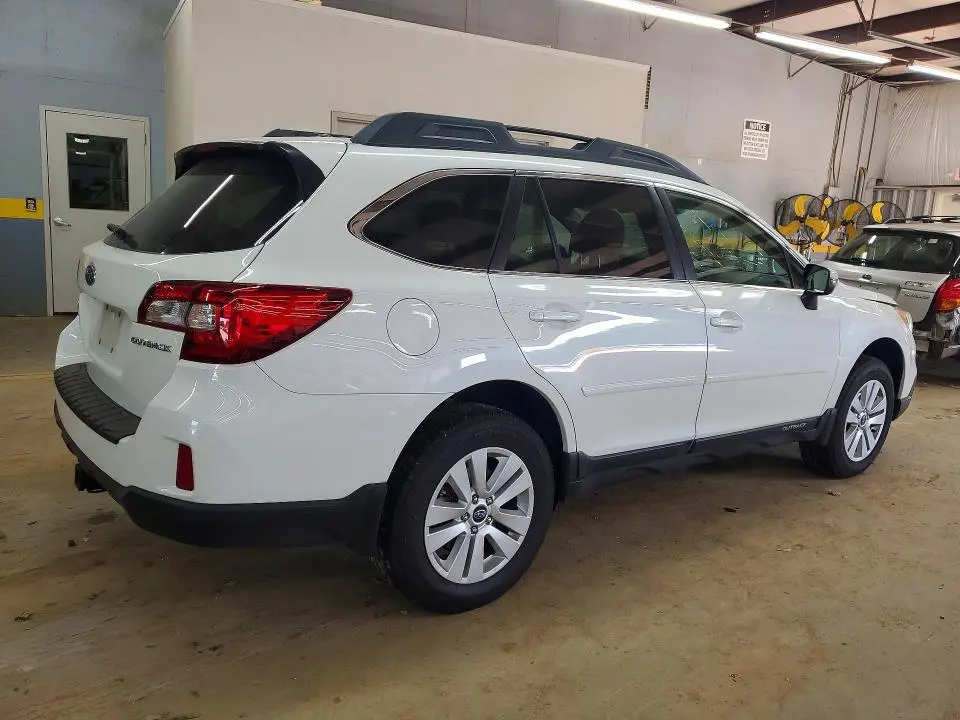 2015 SUBARU OUTBACK   