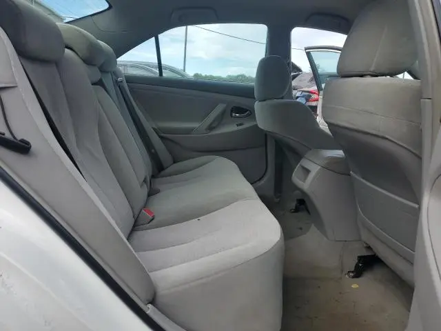 2010 TOYOTA CAMRY BASE  