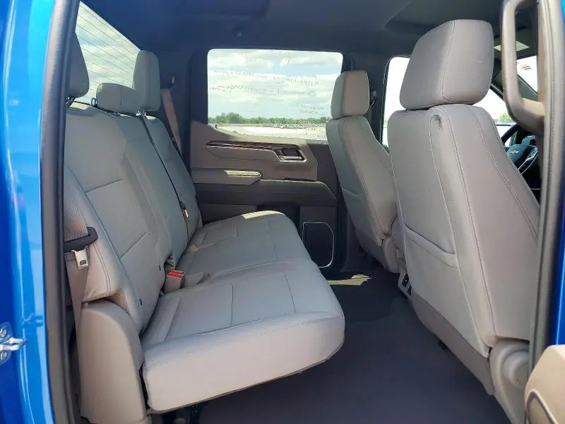 2026 CHEVROLET SILVERADO K1500 LT  