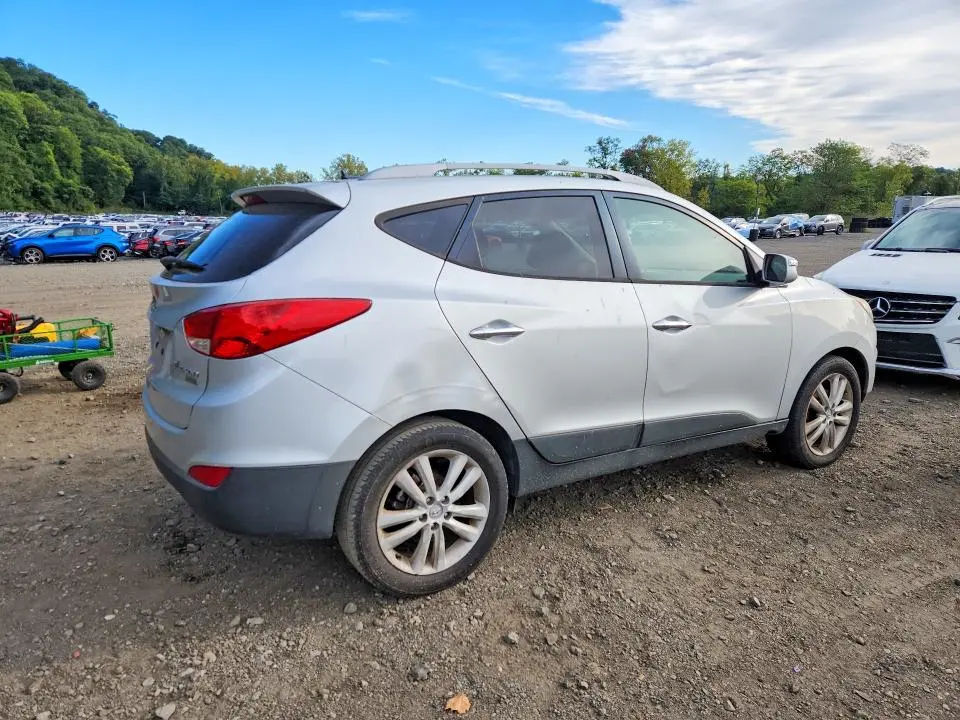 2012 HYUNDAI TUCSON LIMITED  