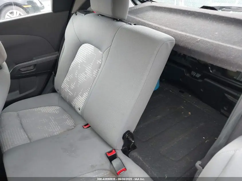 2014 CHEVROLET SONIC LS AUTO