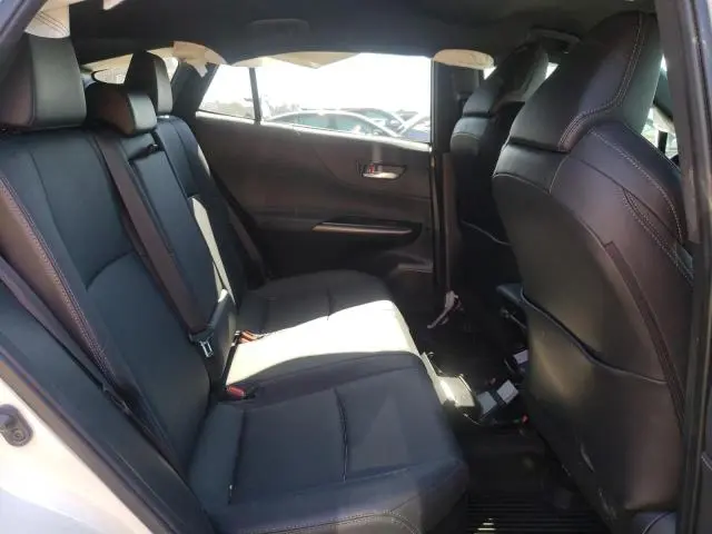 2022 TOYOTA VENZA LE