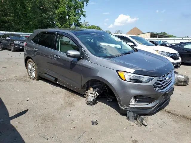 2022 FORD EDGE TITANIUM  