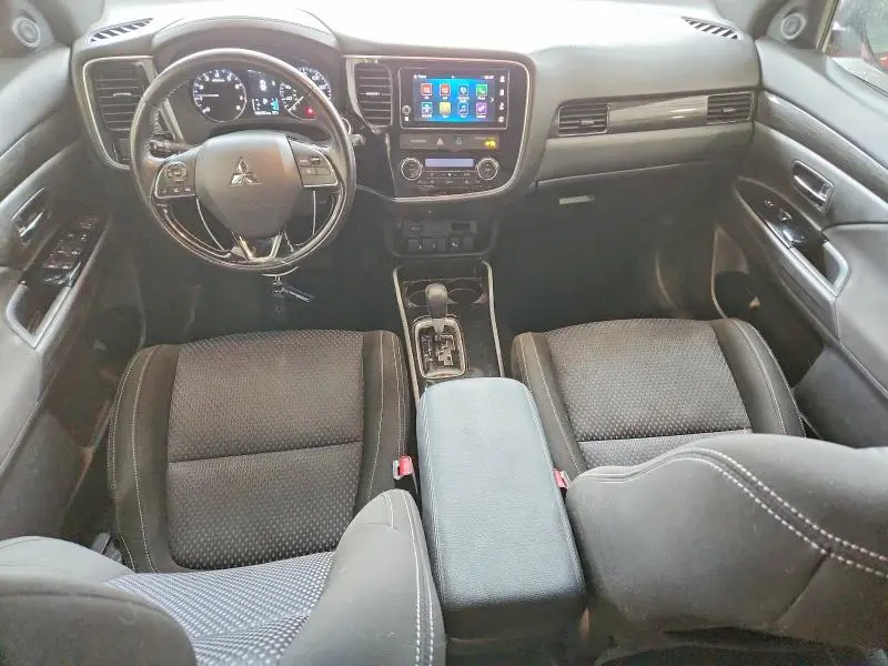 2018 MITSUBISHI OUTLANDER SE  