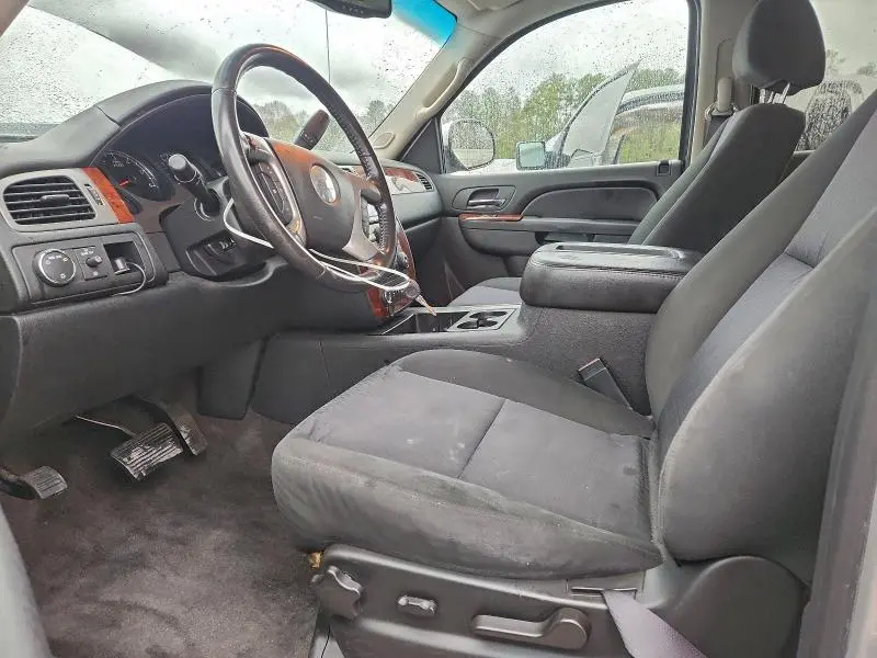 2011 CHEVROLET AVALANCHE LS  