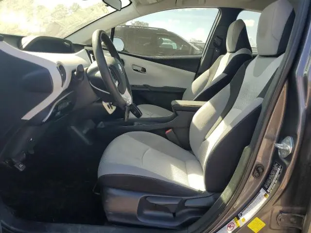 2017 TOYOTA PRIUS   