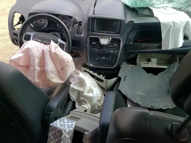 2013 CHRYSLER TOWN & COUNTRY TOURING L  